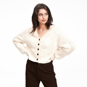 WOMEN CROPPED_CABLE_KNIT_CARDIGAN_22KN012